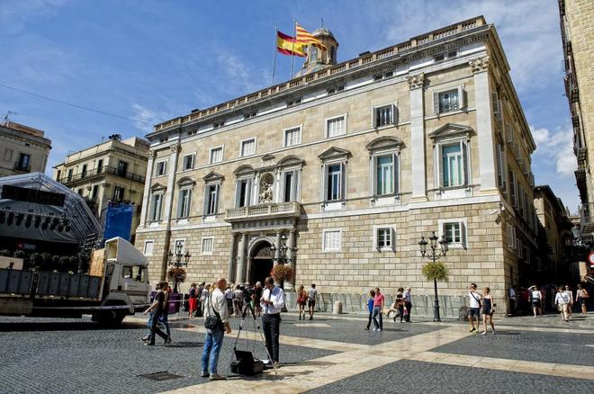 La Generalitat crea una nueva unidad administrativa en fiscalidad dentre de la Dirección de Tributos y Juego