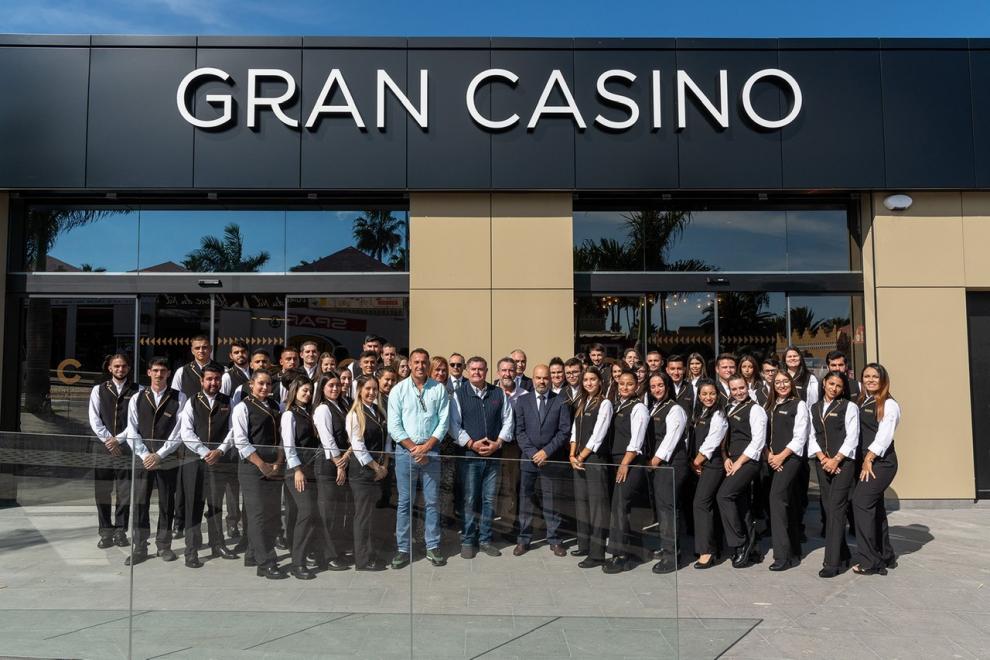 ORENES y Automáticos Canarios informan oficialmente de la formación de más de 40 crupieres del nuevo casino de Corralejo