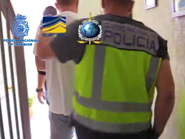  Policía Nacional con INTERPOL y EUROPOL desarticulan una organización dedicada al amaño de partidos de fútbol además había suplantación de identidad y mulas