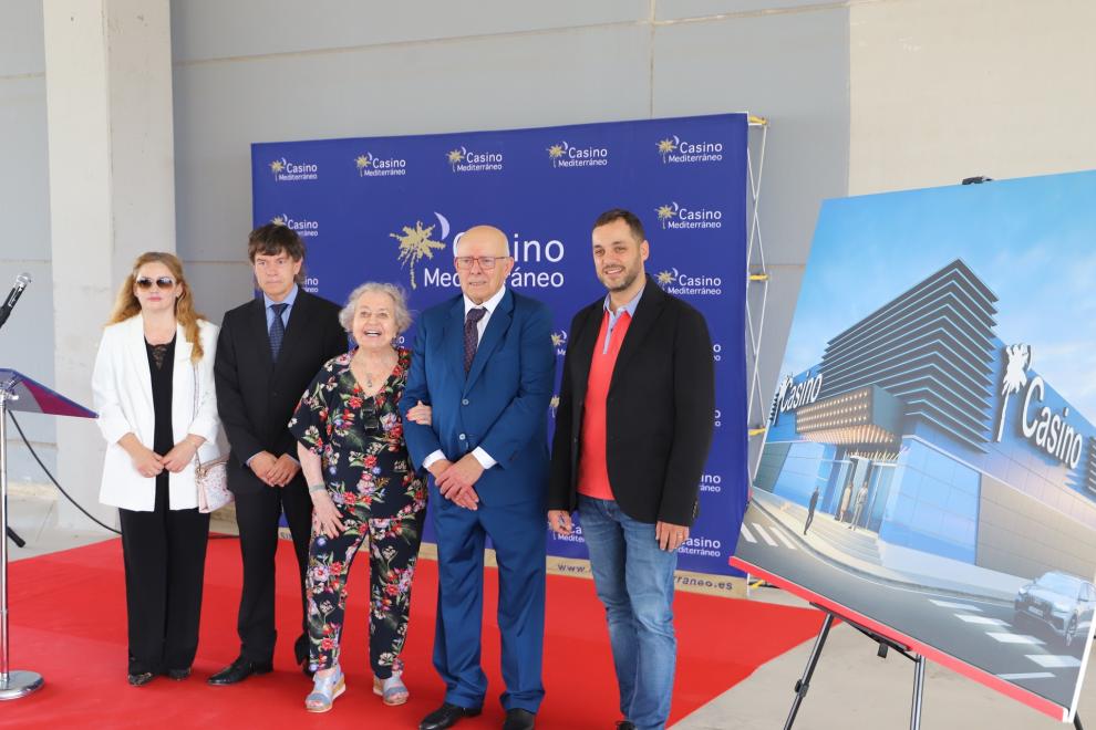 El alcalde de Ondara pone en valor el nuevo Casino de ACRISMATIC: 