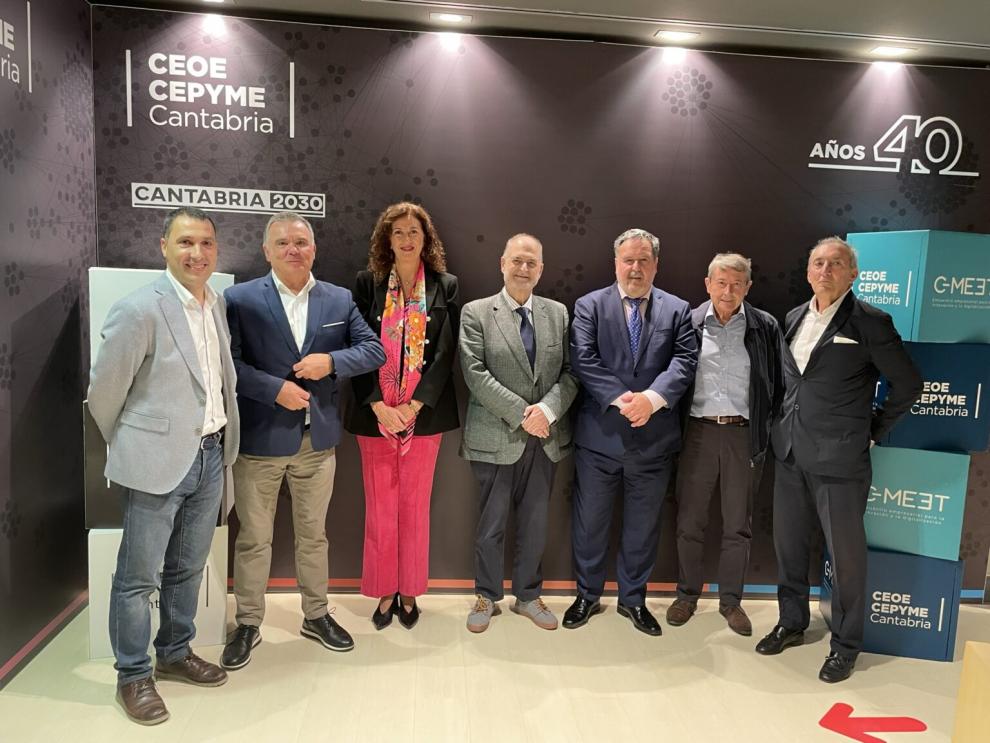  CECE Cantabria y la Plataforma para el Juego Sostenible firman un convenio de colaboración sobre el Proyecto FES
FOTOS