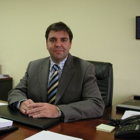 Camilo Galán deja su cargo como director del Grupo Ballesteros
