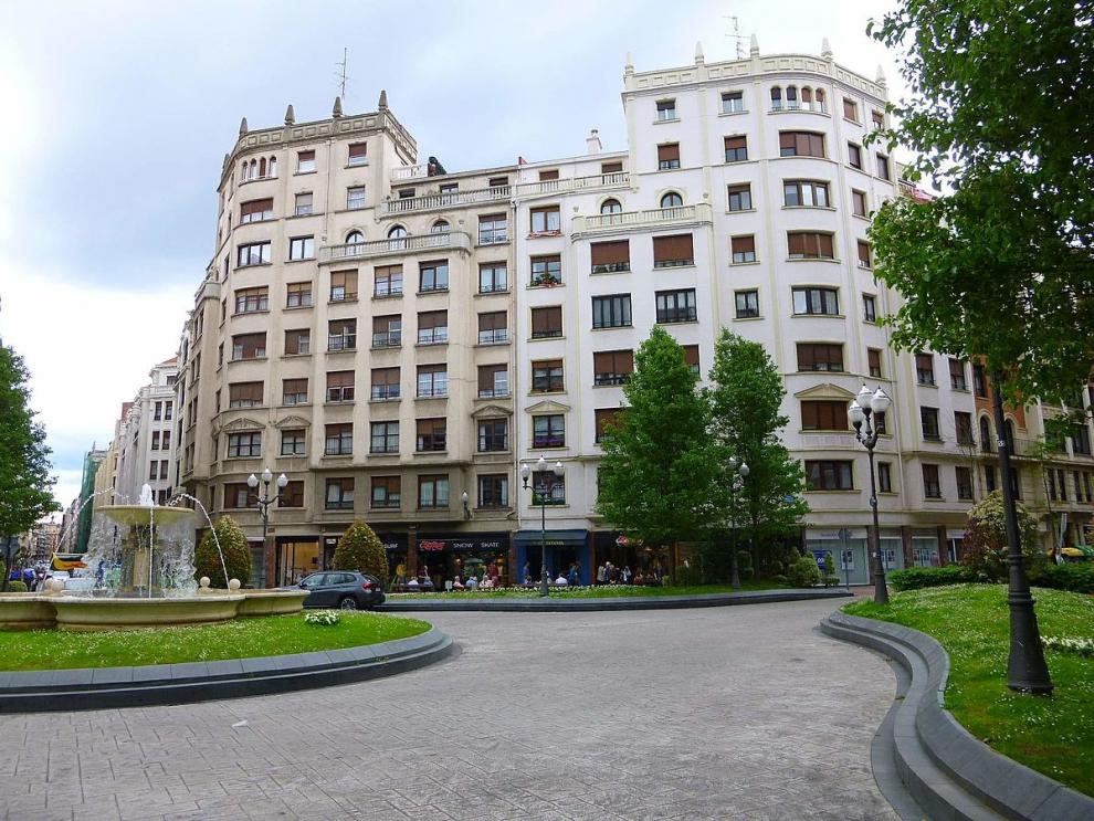 La nueva ubicación del Casino LUCKIA en Bilbao contará con una actividad hostelera de 188 metros cuadrados delimitados por pavimento diferenciado y maceteros
 