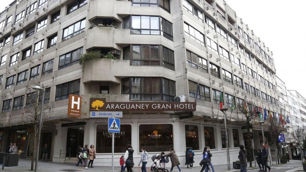 Problemas para Comar y la puesta en marcha de la sala apéndice del Casino Atlántico de A Coruña