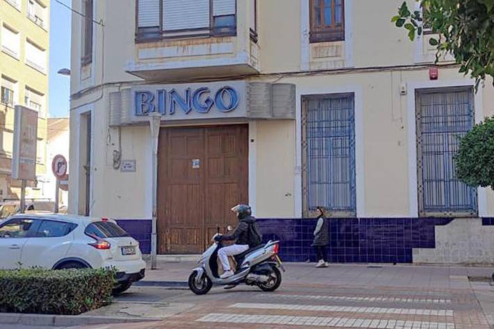 Compromís critica la compra del Bingo del Cedre de Vila-real