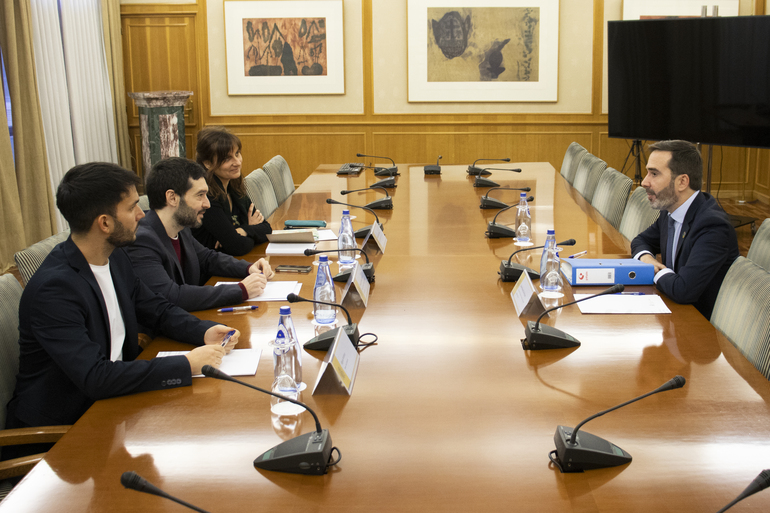 El Consejero Javier Hurtado y el Ministro Pablo Bustinduy han mantenido un encuentro para tratar los temas comunes en materia de consumo