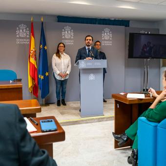 ALBERTO GARZÓN PRESENTA LAS MEDIDAS DEL FUTURO Y NUEVO DECRETO DE PUBLICIDAD DEL JUEGO