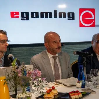 DESAYUNO RSC Y JR - E-GAMING SPAIN ONLINE y COMAR