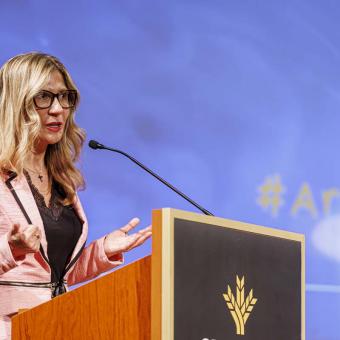 La vicepresidenta de Aragón y la consejera de Bienestar Social respaldan el I Congreso de Familias con la intervención del Proyecto FES