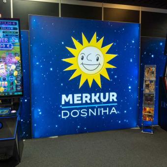 Merkur Dosniha patrocina la primera galería de fotos del Expo Congreso de Torremolinos