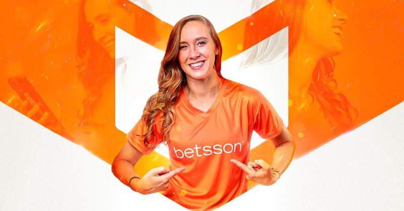 Betsson elige EMBAJADORA a Nicole Regnier, exfutbolista y comentarista deportiva colombiana