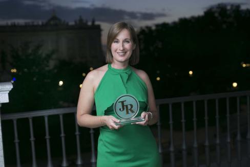 Asensi and Vall present award to Flutter Foundation at Teatro Real as Esther Martín-Ortega accepts Institution of the Year honour