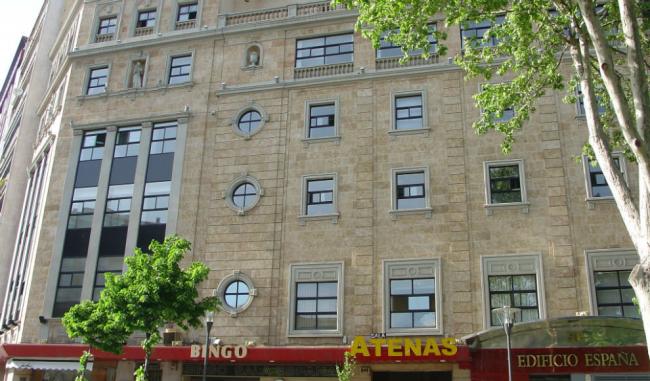 El Ayuntamiento de Salamanca RECAPACITA y permitirá el traslado del Bingo Atenas del Edificio España