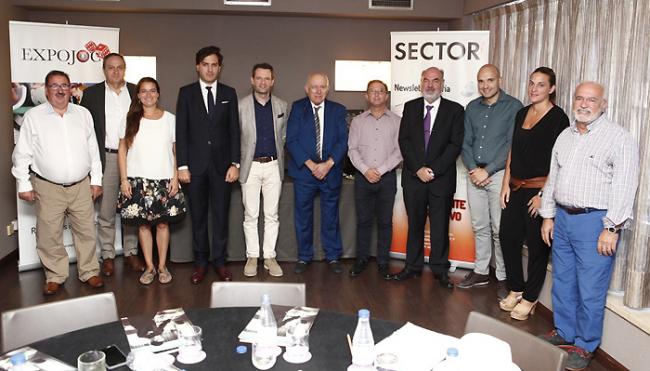 Jesús Álamo participa en los primeros Desayunos de Trabajo organizados por EXPOJOC 
