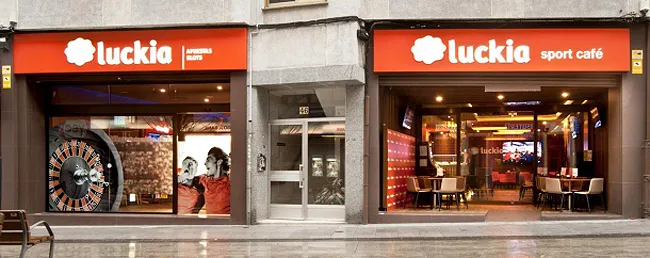Castilla y León modifica la fase de implantación de casas de apuestas de Luckia en el primer año