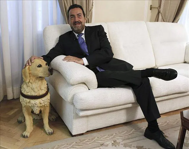 La realidad oculta de la ONCE: prescinde de un 10% de sus vendedores mientras sus dirigentes se reparten los puestos de confianza entre amigos y familiares