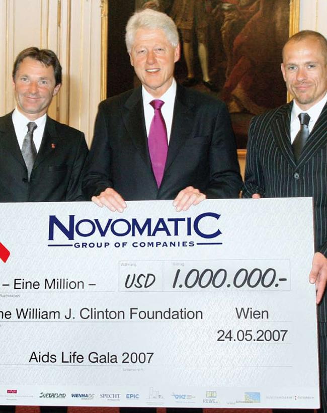 Novomatic también donó 1 Millón de Dólares a la Fundación Clinton 