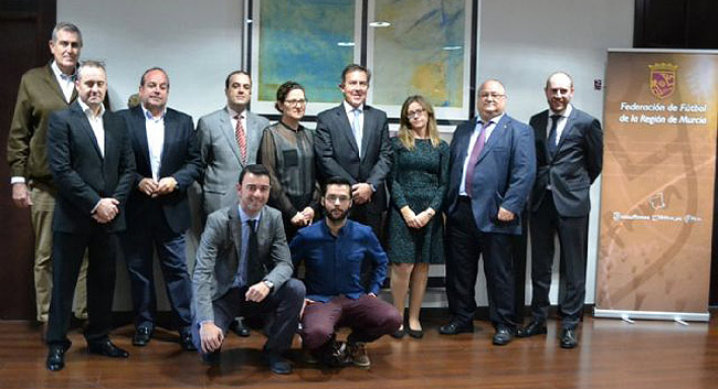 CODERE, SPORTIUM, APUESTAS DE MURCIA, VIVE LA SUERTE, RETA y APUESTAS VALOR, en el Comité de la Federación de Fútbol de la Región de Murcia