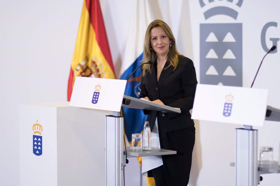 La consejera de Hacienda del Gobierno de Canarias, Rosa Dávila