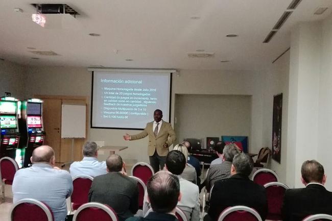 P.E.J. Y SYNOT presentan en Aragón la máquina más deseada: Mix Line 