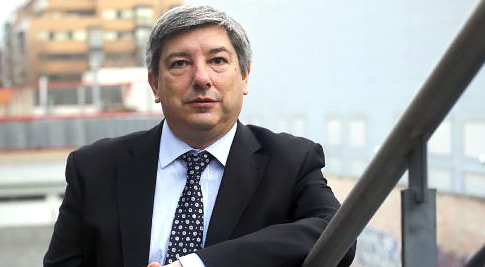 Presentamos un brillante artículo INÉDITO del Profesor José Antonio Gómez Yáñez: La transformación del juego problemático en España