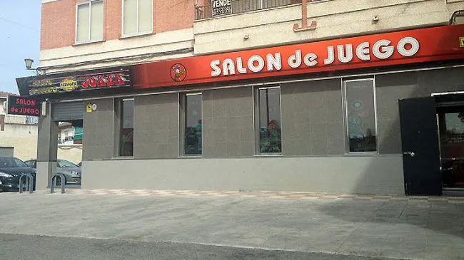Salón de Juego JOKER de Veramatic