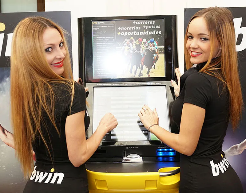 InfoPlay presenta la GALERÍA DE FOTOS completa de la exhibición de bwin en Andalucía