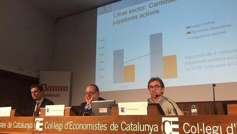 Un brillante Sacha Michaud empodera y dignifica a las Apuestas Deportivas en un encuentro con economistas