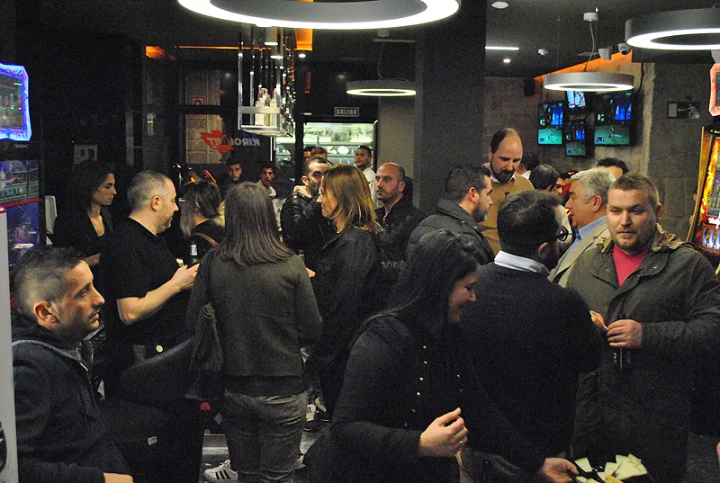 Así fue la inauguración del quinto local de Kirolbet en A Coruña