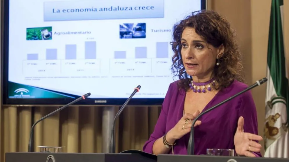 La Consejera de Hacienda de la Junta informa del interés de un grupo español y otro americano por el Casino de Granada
