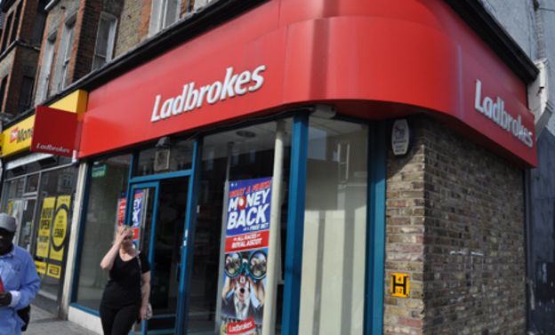 ¡Los populares Locales de Apuestas británicos en peligro!