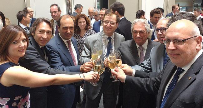 Manuel Lao y Manuel Lao Gorina, anfitriones de la gran fiesta por los 25 años del hotel 'Don Cándido'