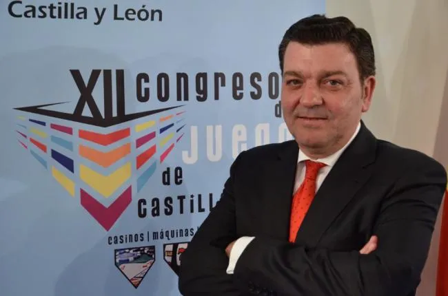SAJUCAL aborda el control de acceso y la ampliación del horario de cierre de Salones con la Junta de Castilla y León