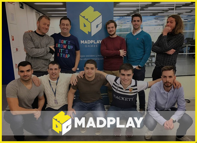 Una startup de videojuegos logra el reconocimiento con un juego basado en combates con cartas coleccionables