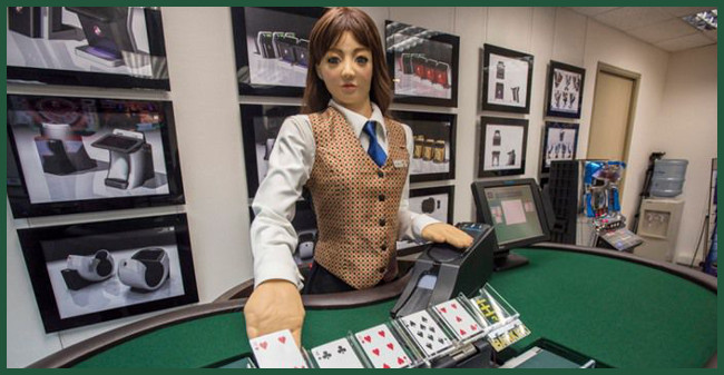 Robots que hacen de croupier y cartas en formato holograma