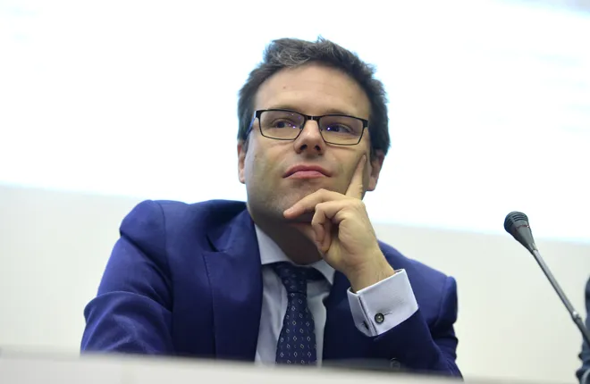 El Director Juan Espinosa coge las riendas del Juego Responsable: Convoca una Sesión Monográfica el día 12 de septiembre