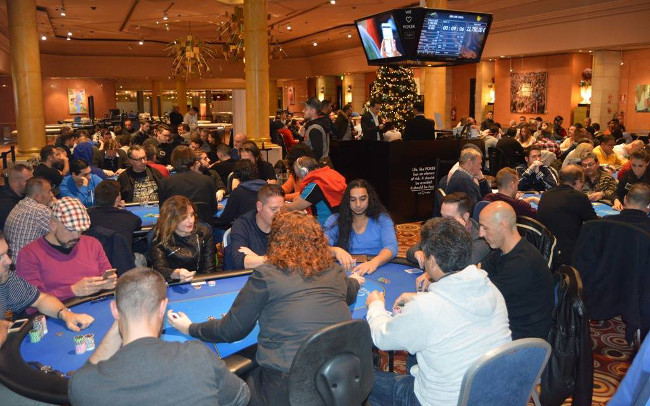 Pena de cárcel en España para un jugador de poker por no declarar a Hacienda un premio en un torneo 
