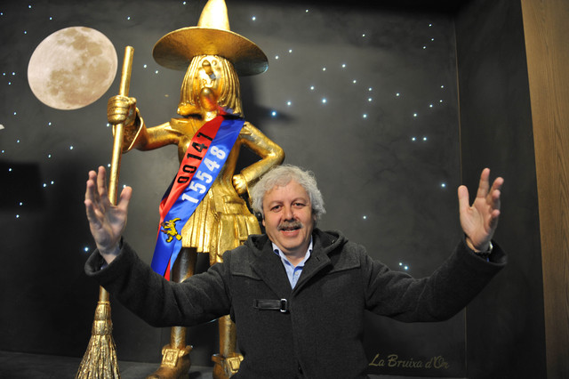 El histriónico propietario de la Bruixa d'Or no puede irse de Cataluña
