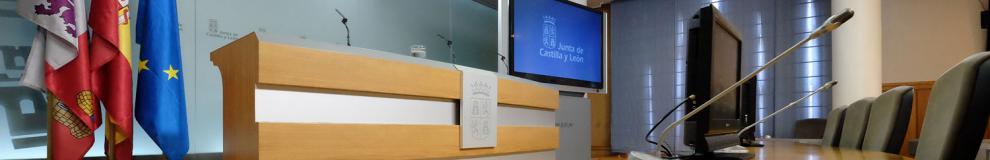 Y la nota de prensa de la Consejería: "Representantes del juego privado de trece comunidades autónomas asisten a la presentación de las máquinas de juego bajo servidor informático en Castilla y León"
