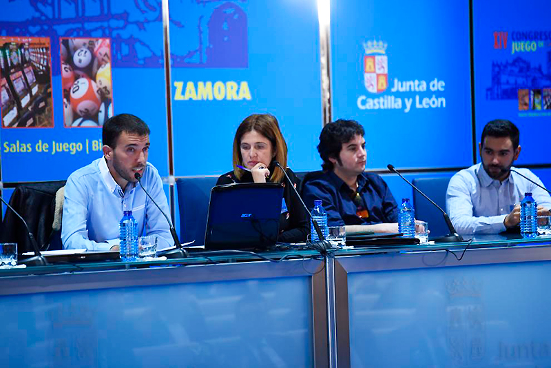 Gran mesa sobre las sinergias de los eSports con nuestro sector donde brilló Iván García, Colaborador de InfoPlay