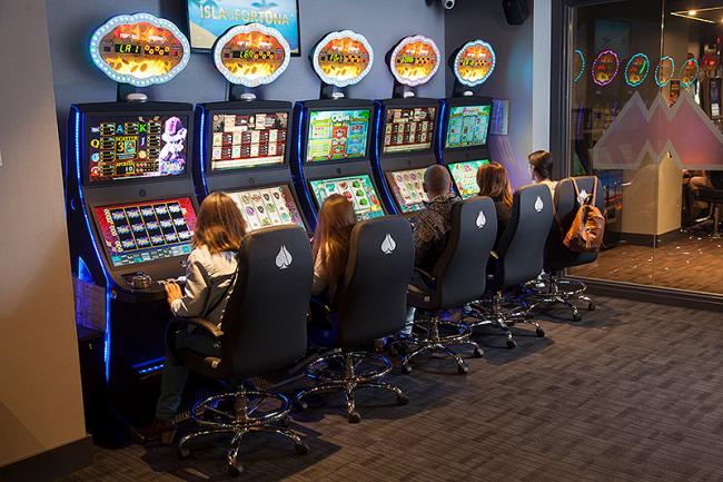 Multijuego de Cronos de R Franco conquista los Bingos de Madrid