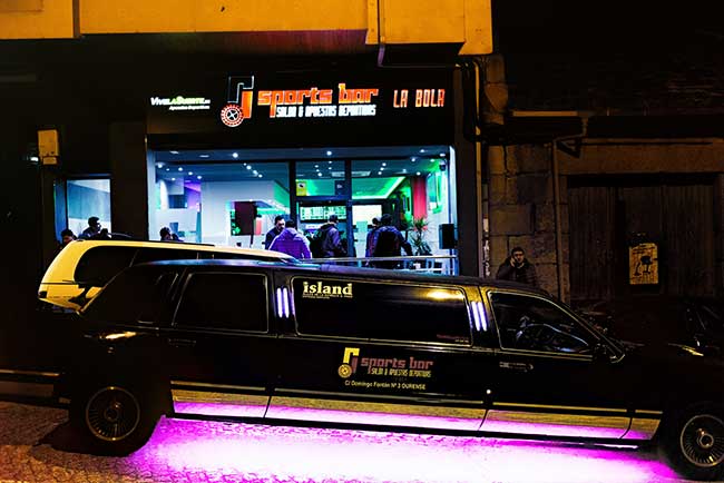 RI Sports Bar LA BOLA, nuevo epicentro del ocio en Ourense mientras prepara otra apertura en Vigo