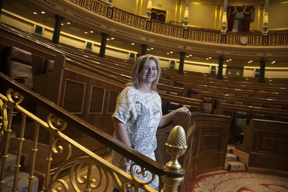 TODAS las fotos de la entrevista EXCLUSIVA en el Congreso de los Diputados con la Diputada Socialista Begoña Tundidor