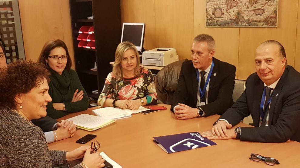 FENAMIX informa a Begoña Tundidor del PSOE sobre la necesidad de eliminación del gravamen especial del 20% en los premios de Loterías