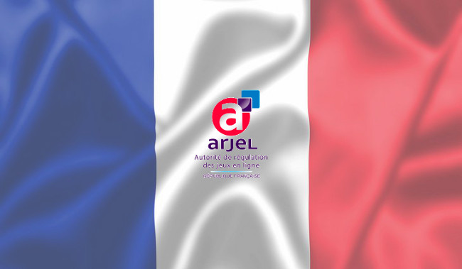 Francia abre la puerta a grandes operadores de apuestas deportivas -Betclic y Unibet- para su entrada en el mercado compartido de poker online
