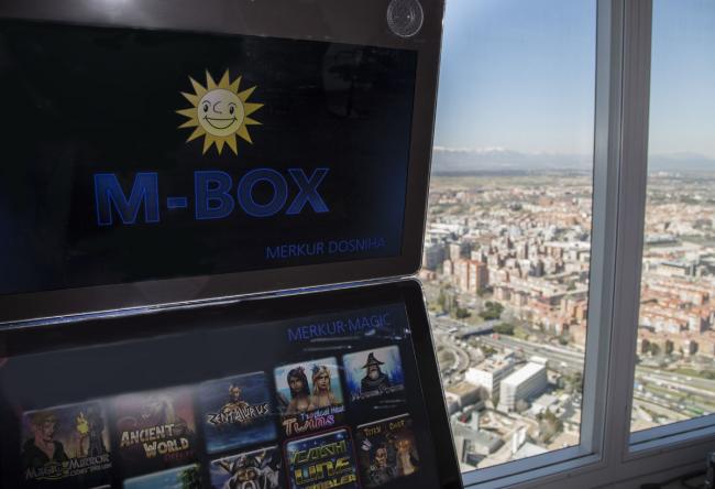 GALERÍA DE FOTOS de la ESPECTACULAR presentación de M-Box en Madrid