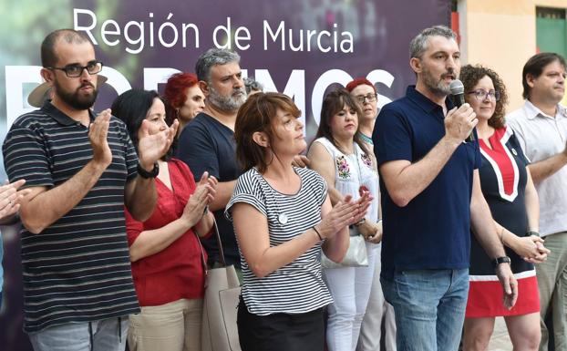 Ahora se señala a los Salones de MURCIA:  Podemos registra una iniciativa para modificar la regulación del juego en esta Comunidad
