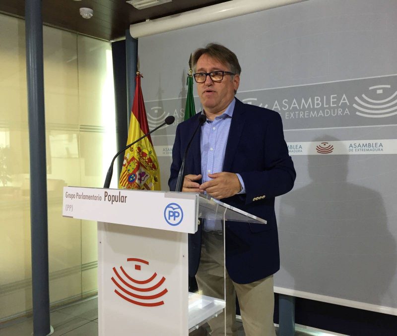 El PP no presentará enmiendas parciales a la Ley Extremeña de Grandes Instalaciones de Ocio y se abstendrá en la votación de la ley