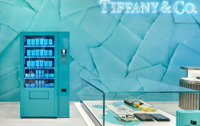  La nueva máquina de Jofemar que triunfa en la  nueva tienda  de Tiffany´s en Londres