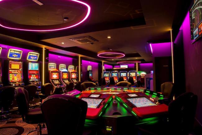 El mítico Bingo Indautxu celebra por todo lo alto la inauguración de una sala de máquinas de 200 metros cuadrados 